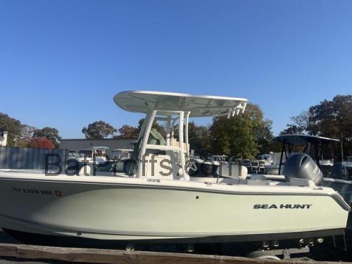 Sea Hunt Triton 210 tekniska specifikationer och recensioner